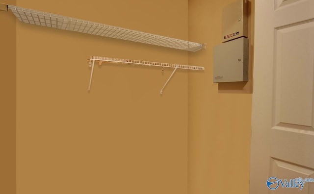 2220 Jefferson St, Courtland, AL 35618 - view of laundry area