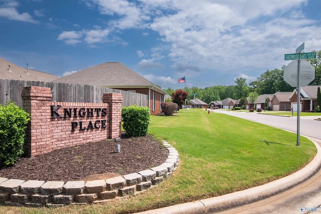 community sign featuring a residential view
