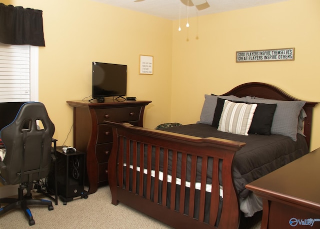 view of carpeted bedroom