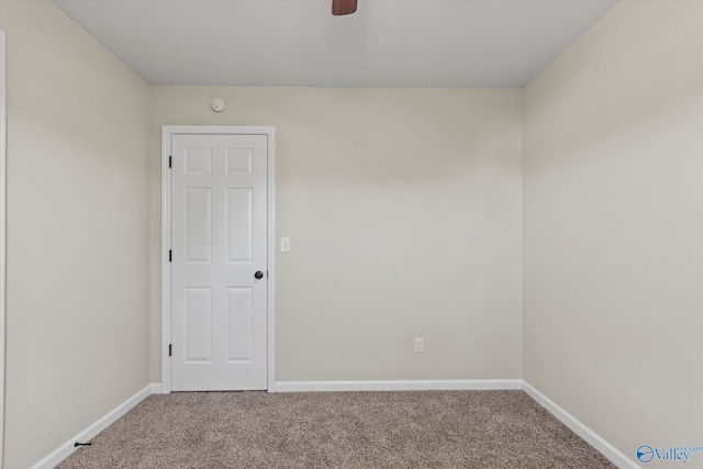 view of carpeted spare room