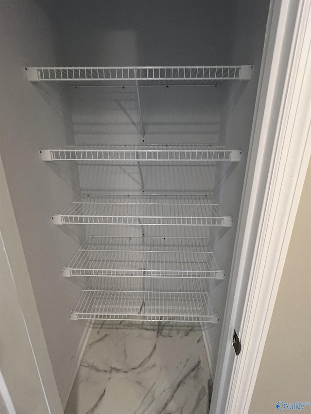 2385 Cedar Ridge Cir, Hokes Bluff, AL 35903 - view of closet