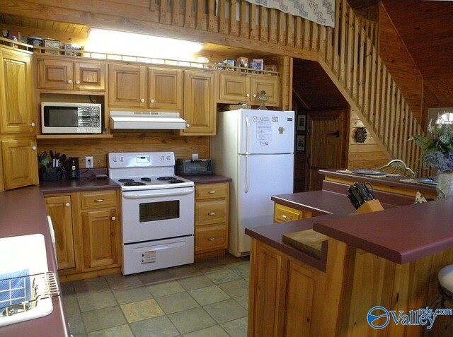 323 Rd 9012, Mentone, AL 35984