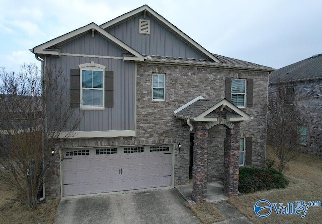 view of front of home featuring a garage