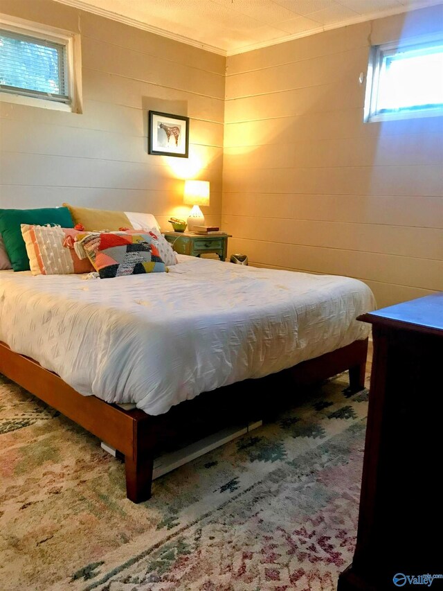 702 Mckinley Ave, Huntsville, AL 35801 - bedroom with ornamental molding