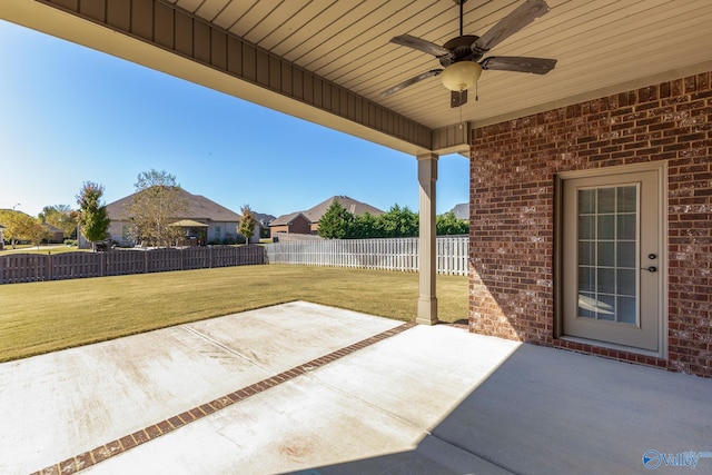 view of patio with ceiling fan