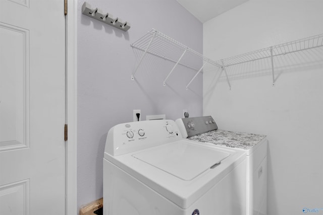 1073 6th St S, Sylvania, AL 35988 - laundry area featuring washing machine and clothes dryer