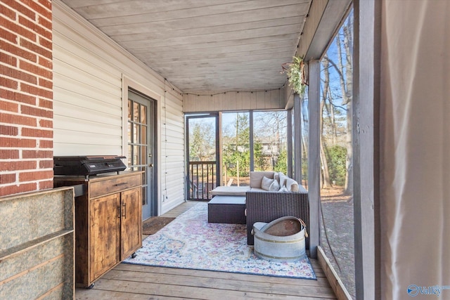 view of sunroom / solarium