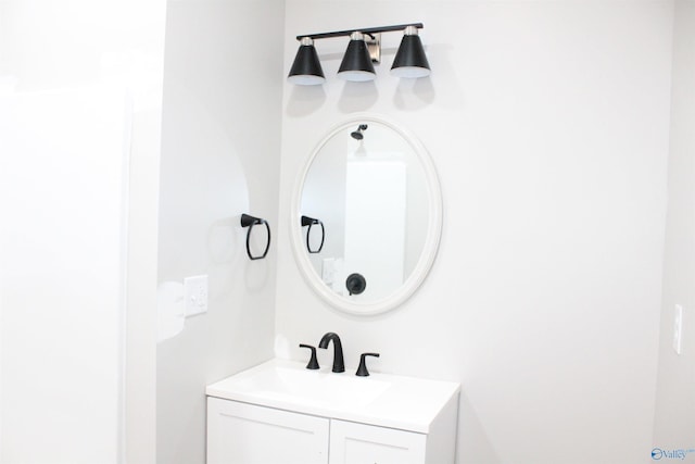 6200 Dalewood Ln, Guntersville, AL 35976 - bathroom with vanity