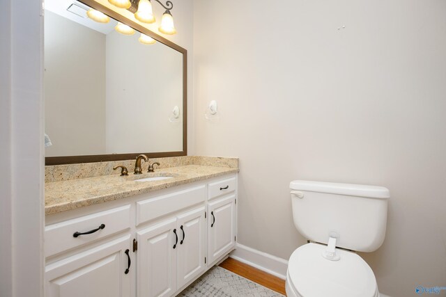 unfurnished room featuring a wealth of natural light, light carpet, and ceiling fan