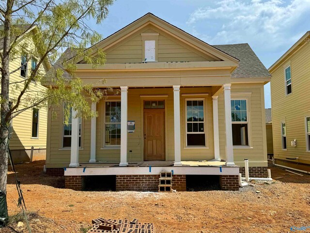 view of front of property with a porch