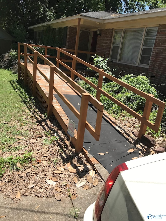 3411 Euclid Dr NW, Huntsville, AL 35810 - view of wooden terrace