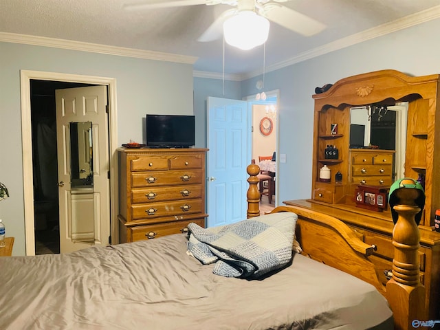 bedroom with crown molding and ceiling fan