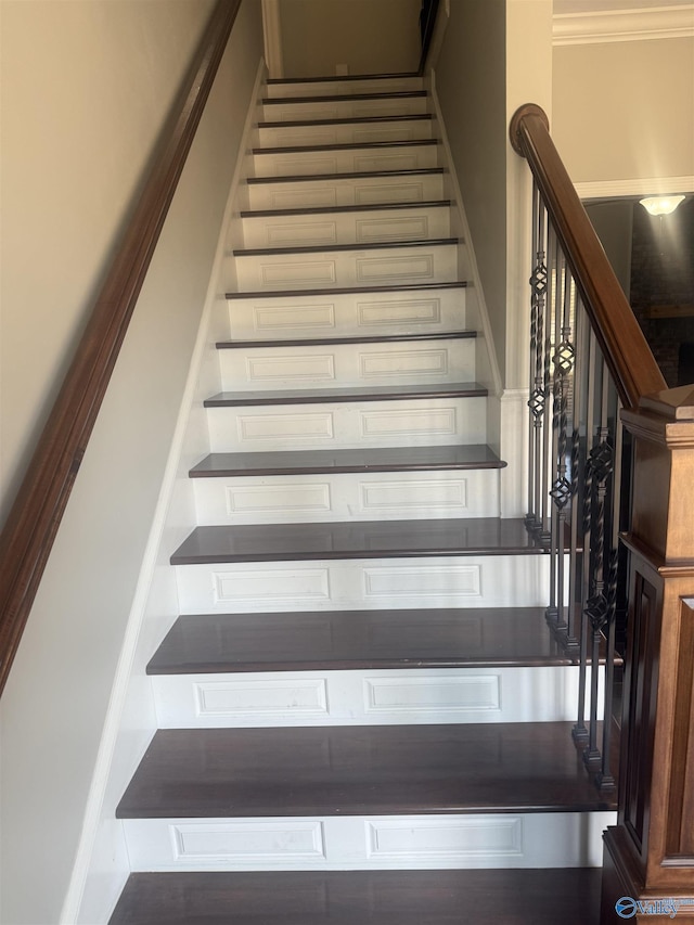 stairway with ornamental molding