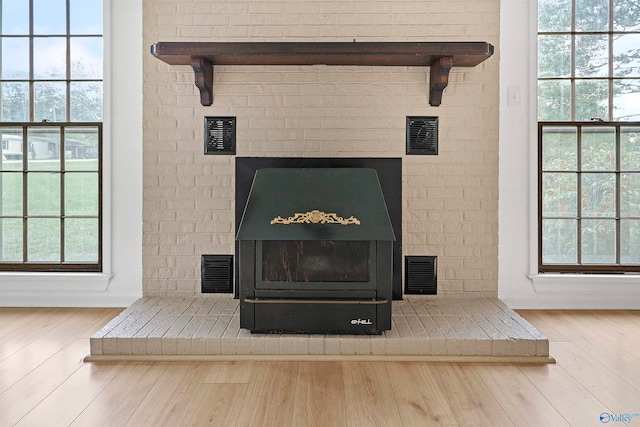 interior details with hardwood / wood-style flooring