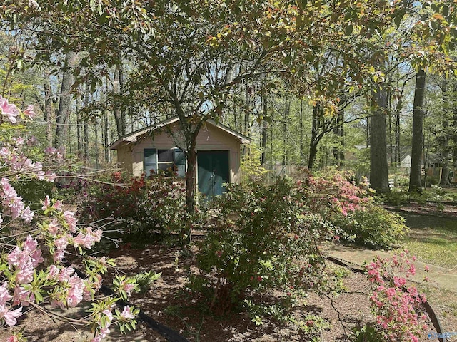 2008 Oakleaf Ln, Arab, AL 35016 - view of outbuilding with an outdoor structure