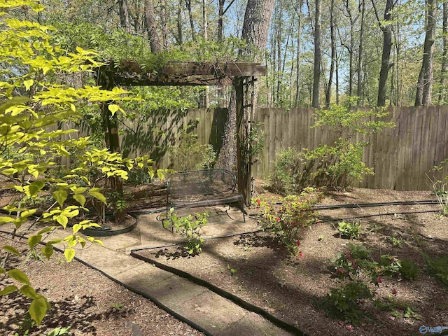 2008 Oakleaf Ln, Arab, AL 35016 - view of yard with fence