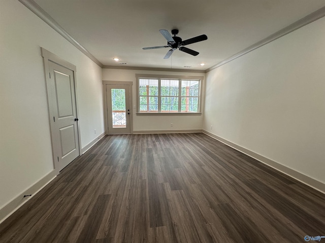 empty room with dark wood-style flooring, baseboards, recessed lighting, crown molding, and a ceiling fan