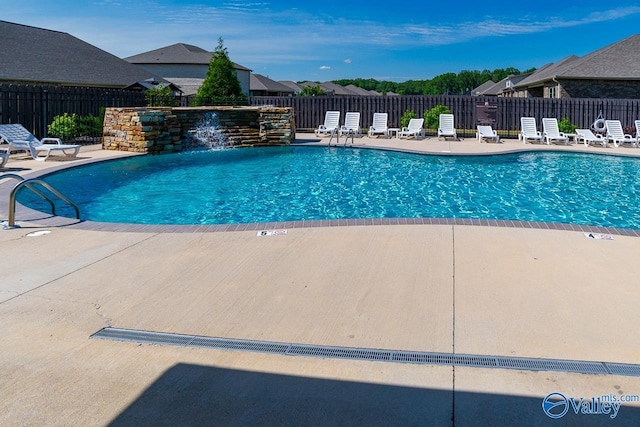 122 Willow Bank Cir, Priceville, AL 35603