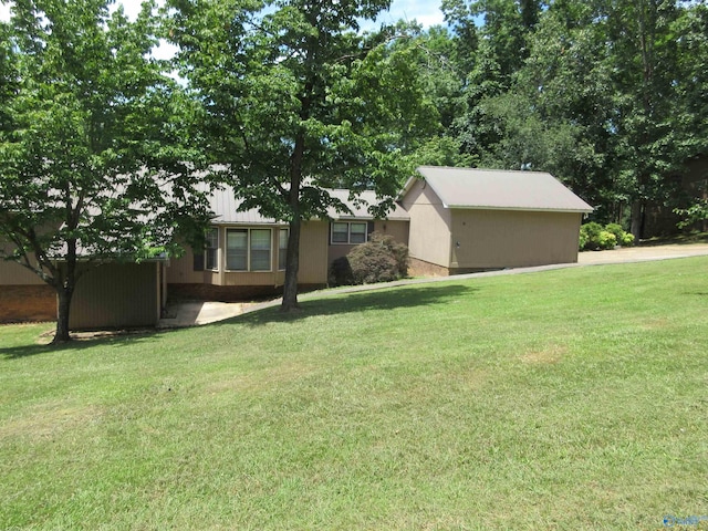 109 Colonial Dr, Scottsboro, AL 35768 - view of yard