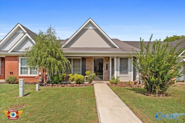 view of front of property with a front yard