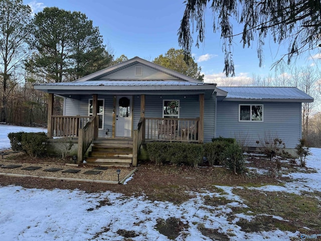 bungalow-style home with covered porch