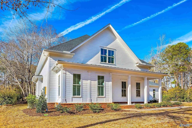 view of front facade with covered porch