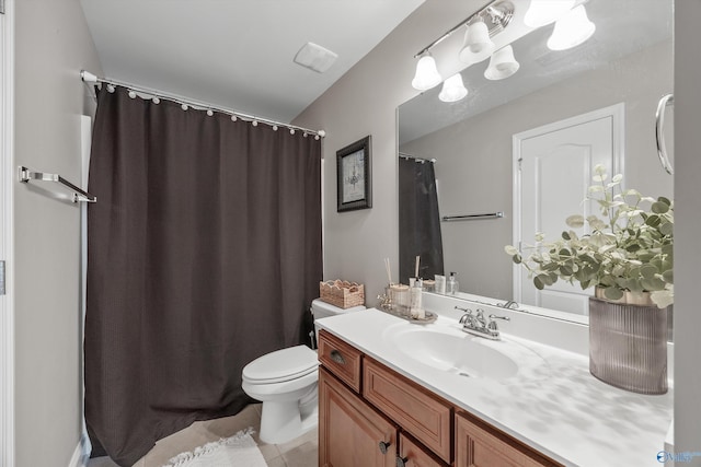 bathroom featuring vanity, curtained shower, toilet, and visible vents