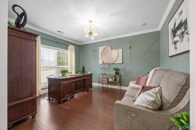 office area with visible vents, dark wood-type flooring, a notable chandelier, crown molding, and baseboards