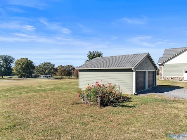 view of detached garage