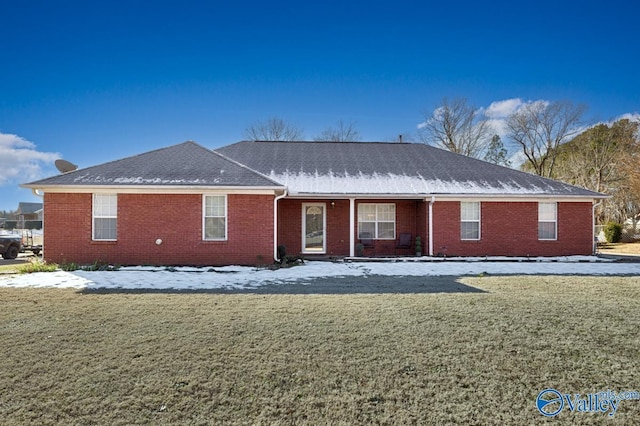 view of front of home with a front yard