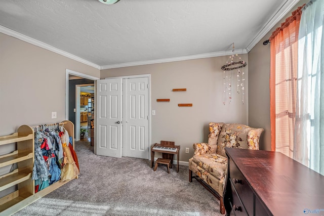 living area featuring crown molding and carpet flooring