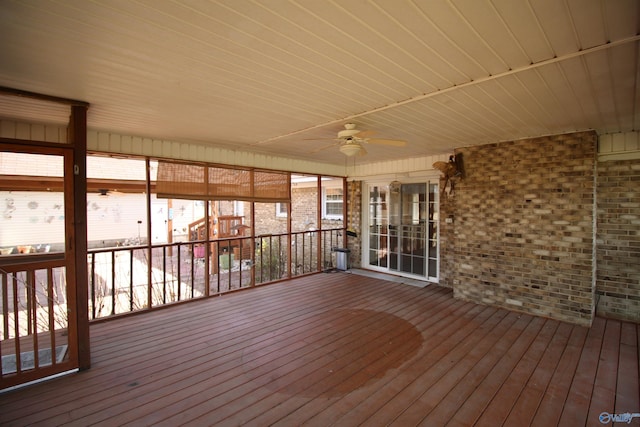 deck with ceiling fan