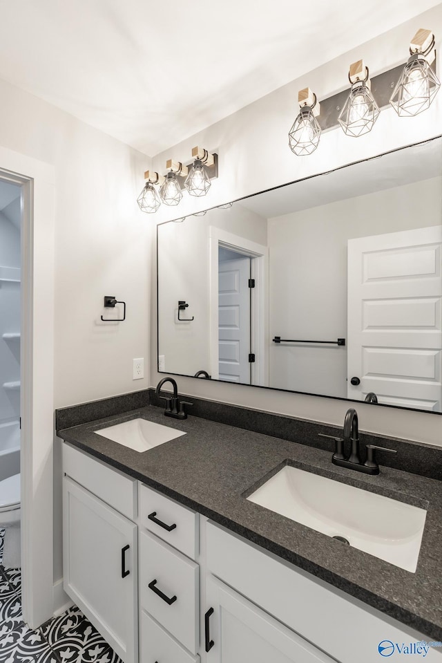 1201 Halsey Ave, Huntsville, AL 35801 - full bathroom featuring double vanity and toilet