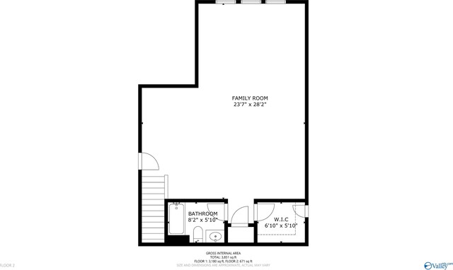 spacious closet with carpet