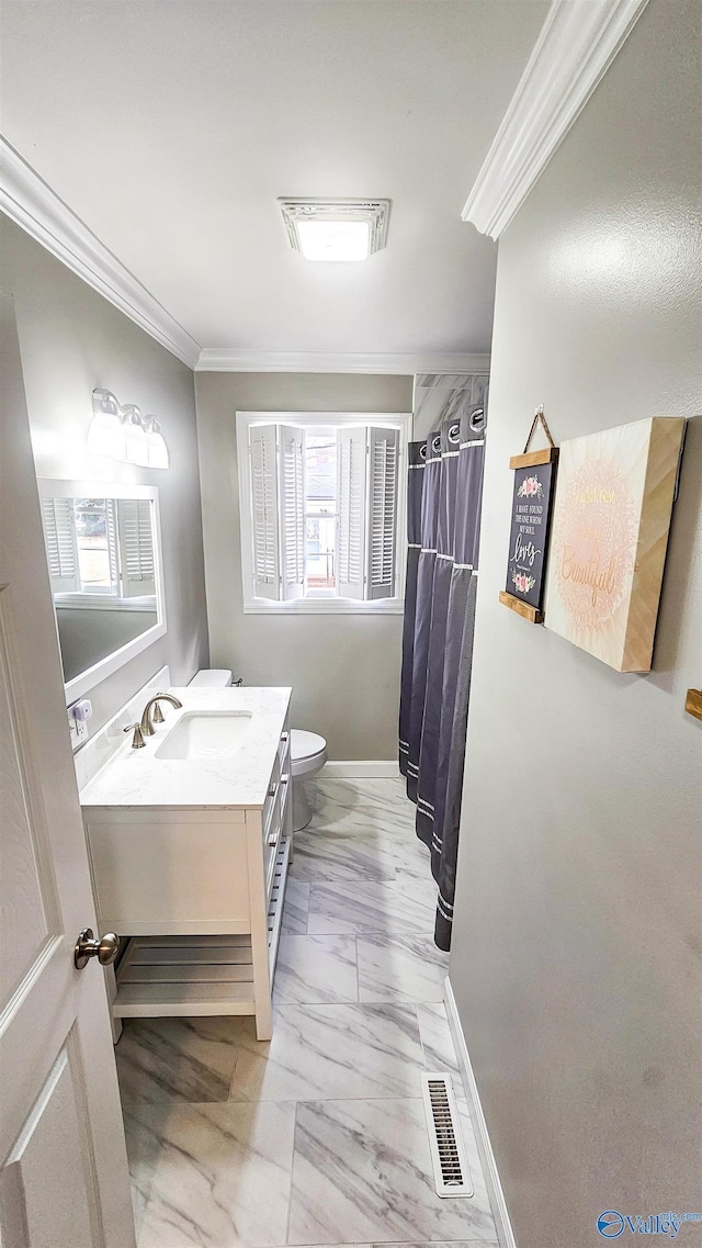 bathroom featuring vanity, curtained shower, ornamental molding, and toilet