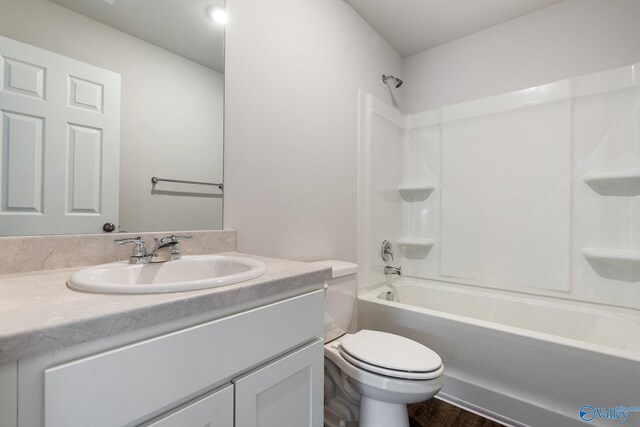 4016 Sherri St SW, Decatur, AL 35603 - full bathroom featuring vanity, toilet, and shower / bath combination