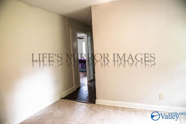 525 Quincy St, Scottsboro, AL 35768 - corridor featuring baseboards