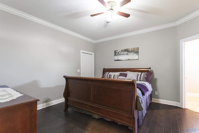 bedroom with dark wood-type flooring, ceiling fan, and crown molding