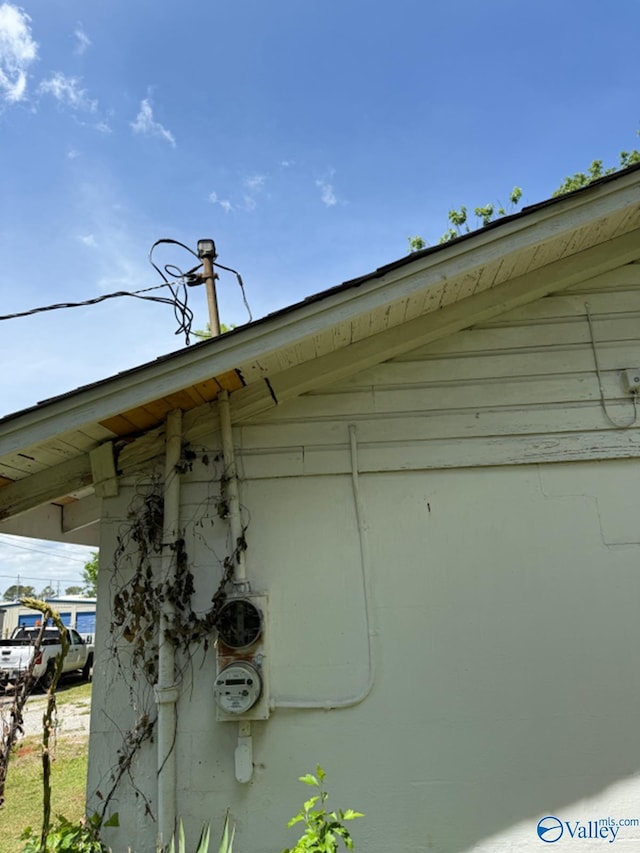11801 W Gateway Dr SE, Huntsville, AL 35803 - exterior view of electric meter