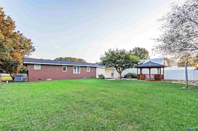 view of yard featuring a gazebo