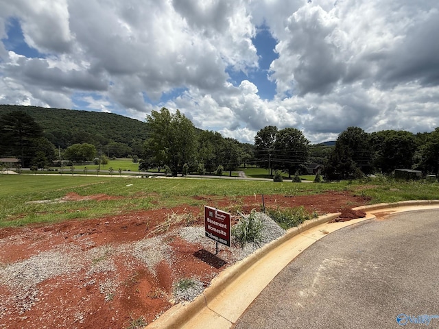 4602 Stone Mont Dr, Huntsville, AL 35741