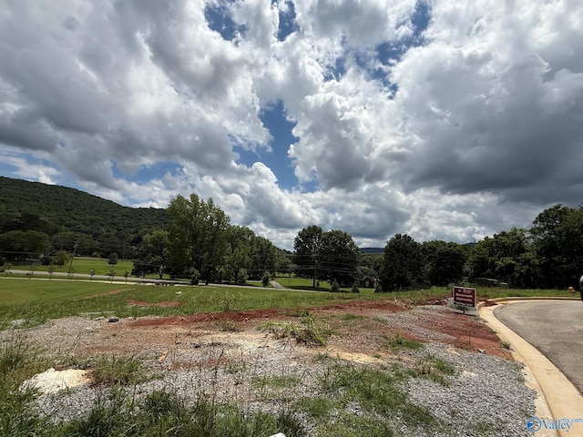 4602 Stone Mont Dr, Huntsville, AL 35741