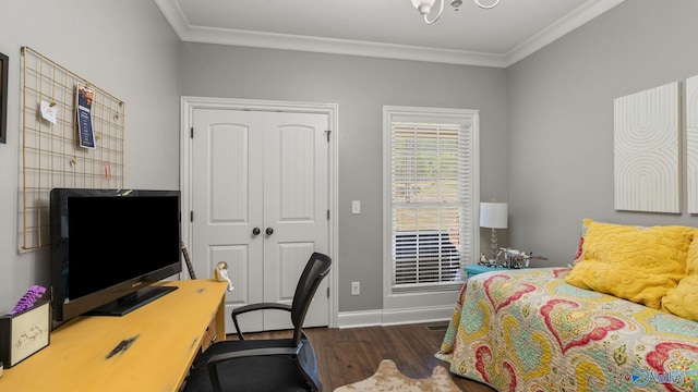 1943 Old Big Cove Rd SE, Owens Cross Roads, AL 35763 - bedroom featuring wood finished floors, crown molding, an office area, a closet, and baseboards