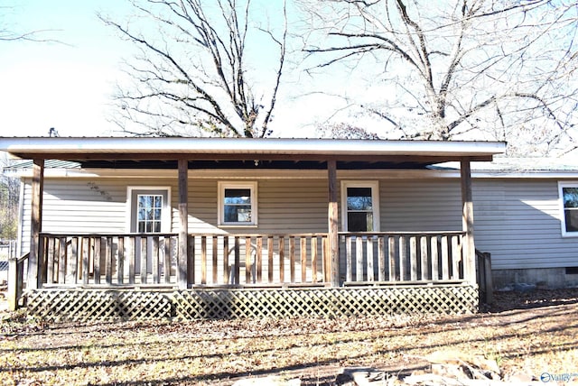 view of front of home featuring covered porch