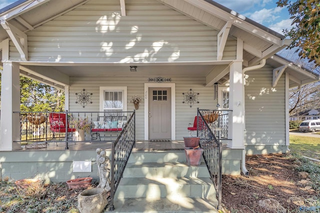 view of front of house featuring a porch