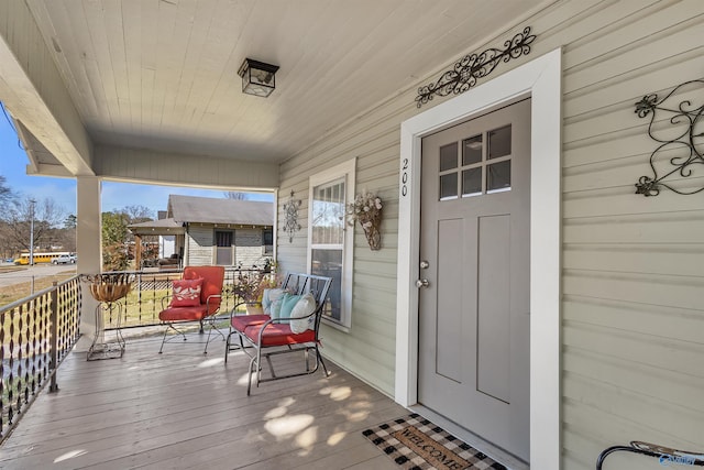 exterior space featuring a porch