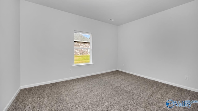 view of carpeted spare room