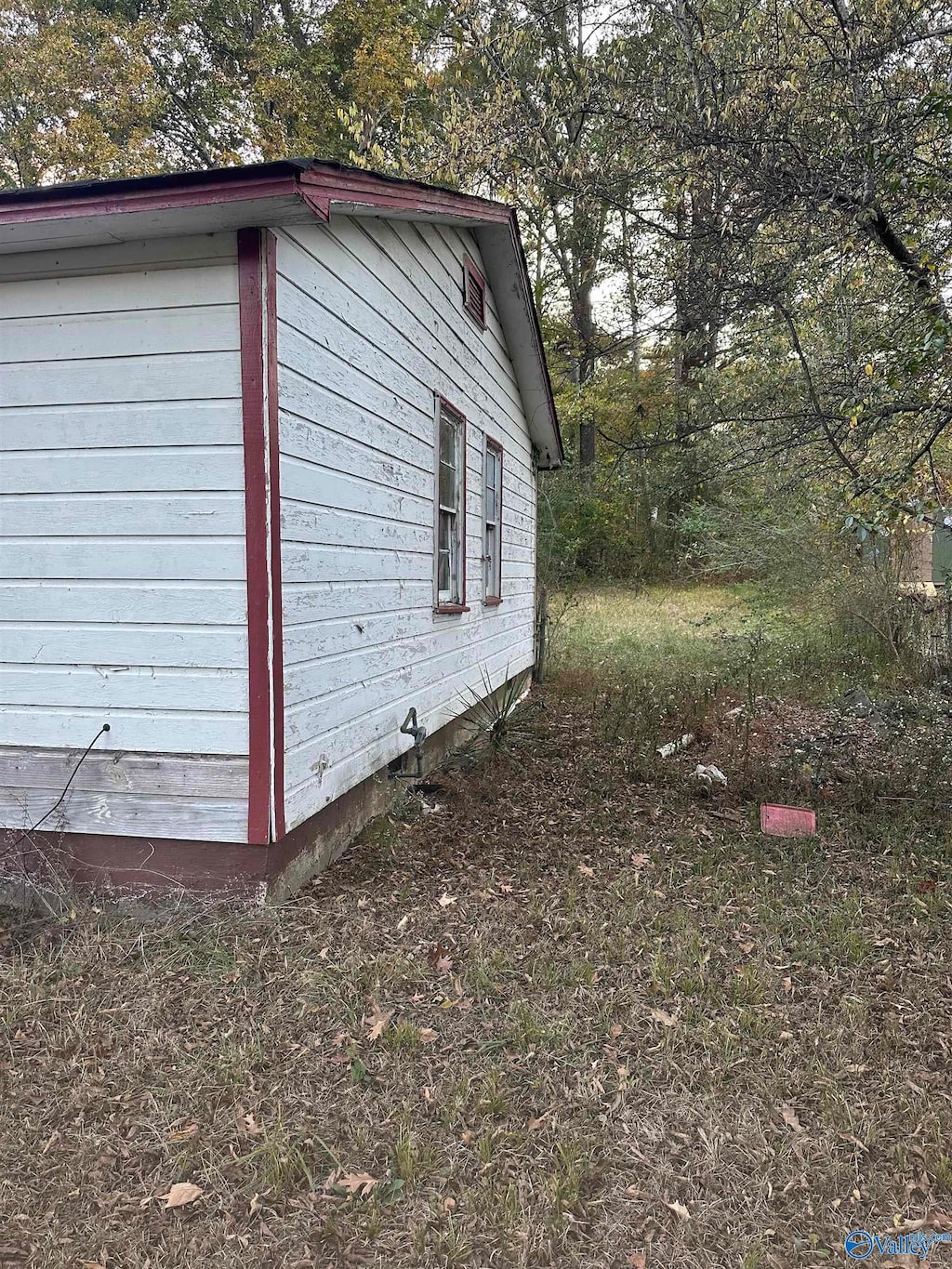 view of side of property