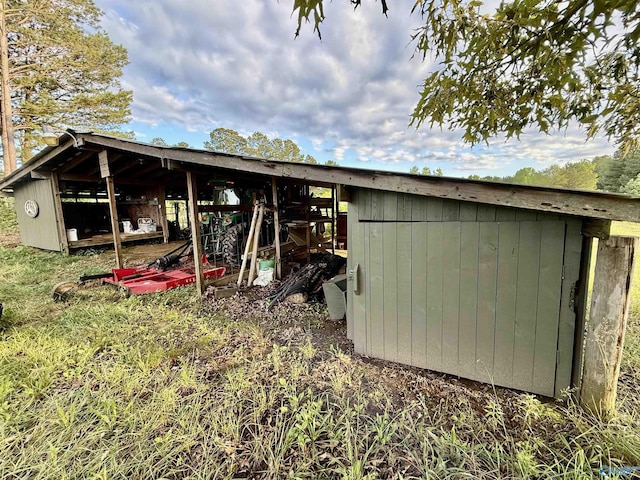 417 County Road 582, Collinsville, AL 35961