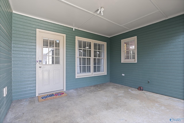328 Shadow Pointe Dr SW, Decatur, AL 35601 - property entrance featuring a patio